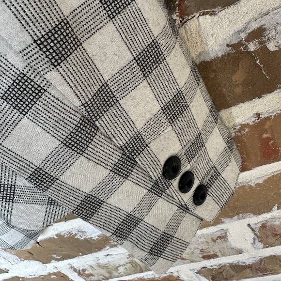 Cabi Valentina Peplum Jacket Size 10 Jersey Ponte Knit Checkered Blazer EUC‎ - Picture 6 of 15